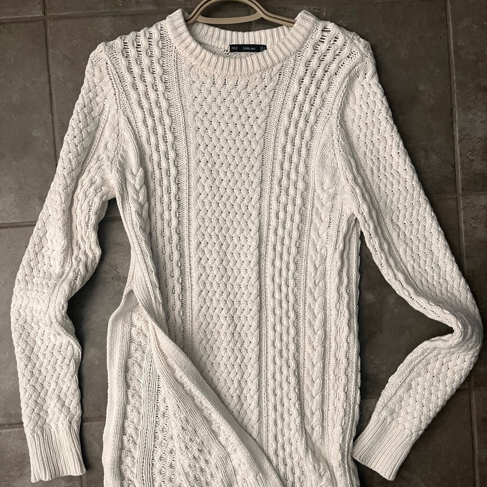 ‼️ 2️⃣0️⃣‼️ EUC ZARA KNIT (medium)